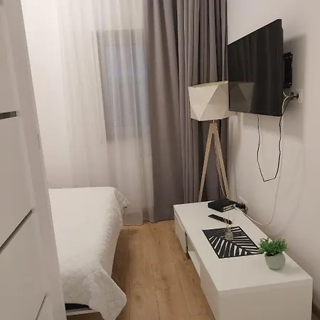 Zlatarooms 321 Varšava
